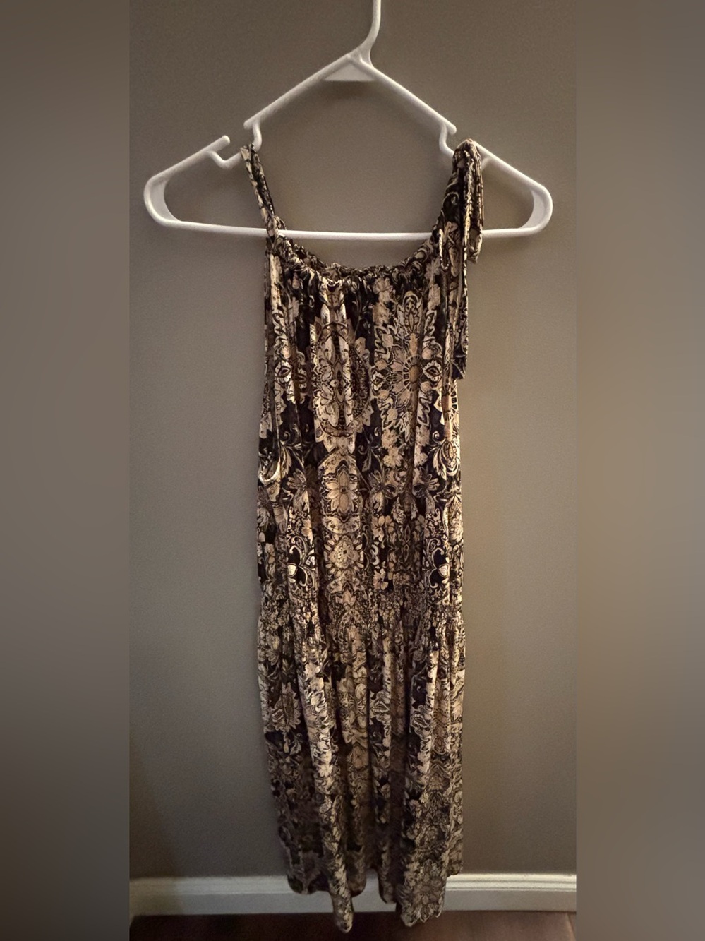 Plus Size Halter Midi Dress in Black Floral Print - Picture 2 of 4